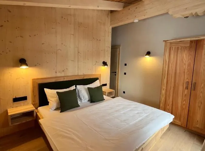 Niedermaisgut Apartman *